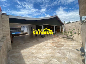 Casa com 3 Quartos à Venda, 190 m² em Indaia - Caraguatatuba