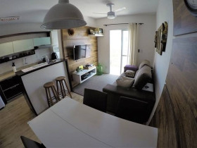 Apartamento com 2 Quartos à Venda, 63 m² em Barreiros - São José
