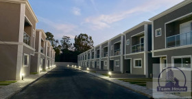 Casa de Condomínio com 4 Quartos à Venda, 126 m² em Chácara Faggion - Suzano