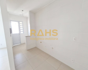 Apartamento com 2 Quartos à Venda, 80 m² em Costa E Silva - Joinville