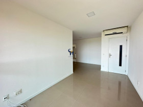 Apartamento com 2 Quartos à Venda, 84 m² em Jardim Apipema - Salvador