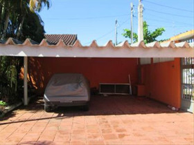 Casa com 3 Quartos à Venda, 118 m² em Campos Eliseos - Itanhaem
