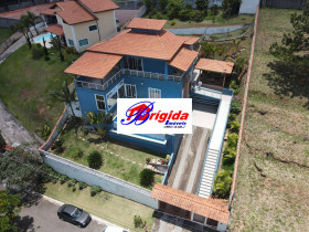 Casa de Condomínio com 3 Quartos à Venda, 320 m² em Granja Caiapiá - Cotia