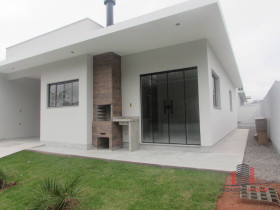 Casa com 3 Quartos à Venda, 101 m² em Forquilhas - São José