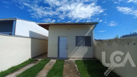 Casa com 2 Quartos à Venda, 175 m² em Jardim Golfinhos - Caraguatatuba