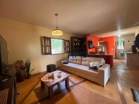 Chácara com 2 Quartos à Venda, 150 m² em Condomínio Miraflores - Hidrolândia