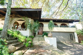 Casa com 4 Quartos à Venda, 645 m² em Tristeza - Porto Alegre