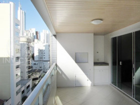 Apartamento com 2 Quartos à Venda, 121 m² em Centro - Balneário Camboriú