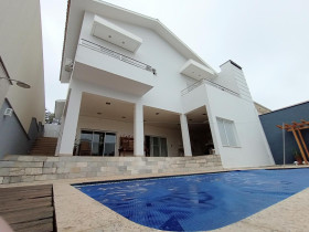 Casa de Condomínio com 3 Quartos à Venda, 350 m² em Jardim Alvorada - Marília