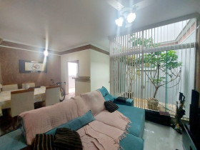 Casa com 3 Quartos à Venda,  em Jardim Paulista - Indaiatuba