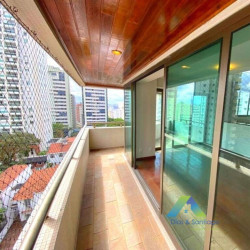 Apartamento com 3 Quartos à Venda, 192 m² em Aclimação - São Paulo