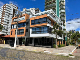 Apartamento com 3 Quartos à Venda, 176 m² em Predial - Torres
