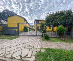 Sobrado com 2 Quartos à Venda, 36 m² em Cavalhada - Porto Alegre