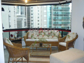 Apartamento com 4 Quartos à Venda, 181 m² em Itaim Bibi - São Paulo