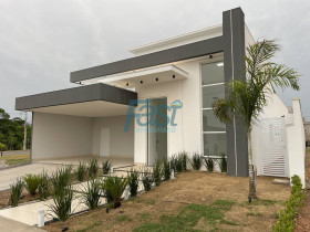 Casa de Condomínio com 3 Quartos à Venda, 398 m² em Petrópolis - Várzea Grande