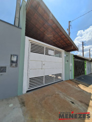 Casa com 2 Quartos à Venda, 85 m² em Jardim Serelepe - Leme