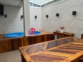 Casa de Condomínio com 3 Quartos à Venda, 213 m² em Parque São Domingos - São Paulo