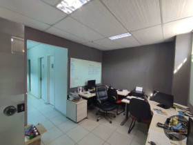 Casa com 1 Quarto à Venda, 260 m² em Macuco - Santos