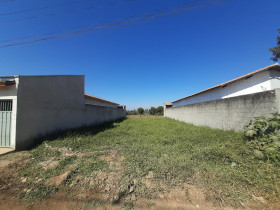 Terreno à Venda, 250 m² em Bairro Dos Guedes - Tremembé