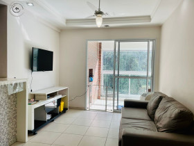 Apartamento com 2 Quartos à Venda, 77 m² em José Menino - Santos