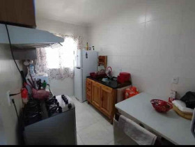 Casa com 2 Quartos para Alugar, 50 m² em Maracanã - Praia Grande