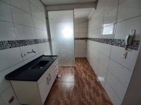 Apartamento com 1 Quarto para Alugar,  em Vila Ema - São Paulo