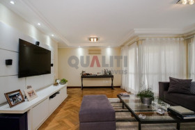 Apartamento com 4 Quartos à Venda, 195 m² em Moema - São Paulo