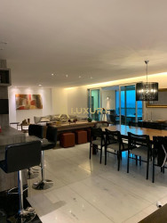 Imóvel com 4 Quartos à Venda, 244 m² em Belvedere - Belo Horizonte