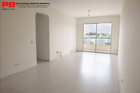 Apartamento com 3 Quartos para Alugar, 90 m² em Jardim Marajoara - São Paulo