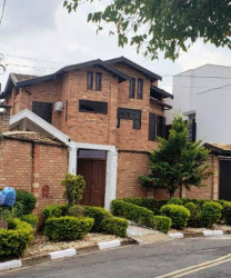 Casa com 3 Quartos à Venda, 351 m² em Parque Da Hípica - Campinas