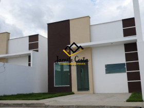 Casa com 2 Quartos à Venda, 142 m² em Mangabeira - Feira De Santana
