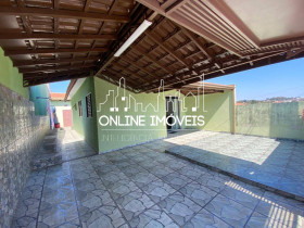 Casa com 3 Quartos à Venda, 160 m² em Jardim Itamaraty - Mogi Guaçu