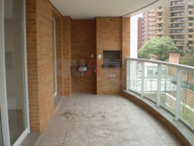 Apartamento com 4 Quartos à Venda, 165 m² em Moema - São Paulo
