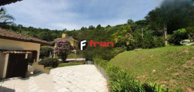 Casa com 5 Quartos à Venda, 1.600 m² em Itacorubi - Florianópolis