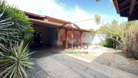 Casa com 5 Quartos à Venda, 217 m² em Barra Da Lagoa - Ubatuba