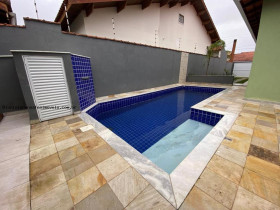 Casa com 3 Quartos à Venda, 95 m² em Jardim Beira Mar - Peruíbe