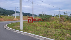 Terreno à Venda, 476 m² em Vargem Grande - Florianópolis