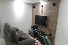 Imóvel com 2 Quartos para Alugar, 47 m² em Vila Aricanduva - São Paulo