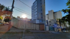Terreno à Venda, 378 m² em Gutierrez - Belo Horizonte