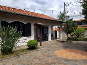 Casa com 4 Quartos à Venda, 608 m² em Jardim Carlos Gomes - Pirassununga