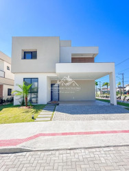 Casa com 4 Quartos à Venda,  em Manguinhos - Serra