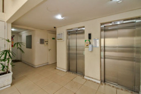 Apartamento com 2 Quartos à Venda, 71 m² em Cavalhada - Porto Alegre