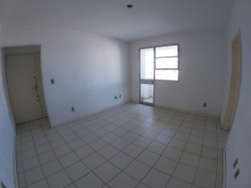 Apartamento com 2 Quartos à Venda, 73 m² em Farroupilha - Porto Alegre