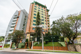 Apartamento com 3 Quartos à Venda, 149 m² em Centro - Curitiba