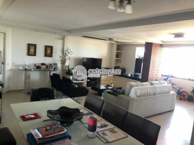 Apartamento com 4 Quartos à Venda, 170 m² em Alecrim - Natal