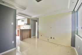 Apartamento com 3 Quartos à Venda, 61 m² em Cristal - Porto Alegre