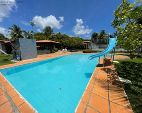 Casa com 6 Quartos à Venda, 300 m² em Guarajuba - Camaçari