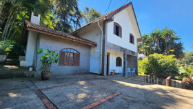 Casa com 5 Quartos à Venda, 190 m² em Panorama - Teresópolis