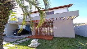 Casa com 4 Quartos à Venda, 230 m² em Cachoeira Do Bom Jesus - Florianópolis