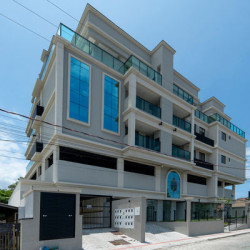 Apartamento com 3 Quartos à Venda, 141 m² em Mariscal - Bombinhas